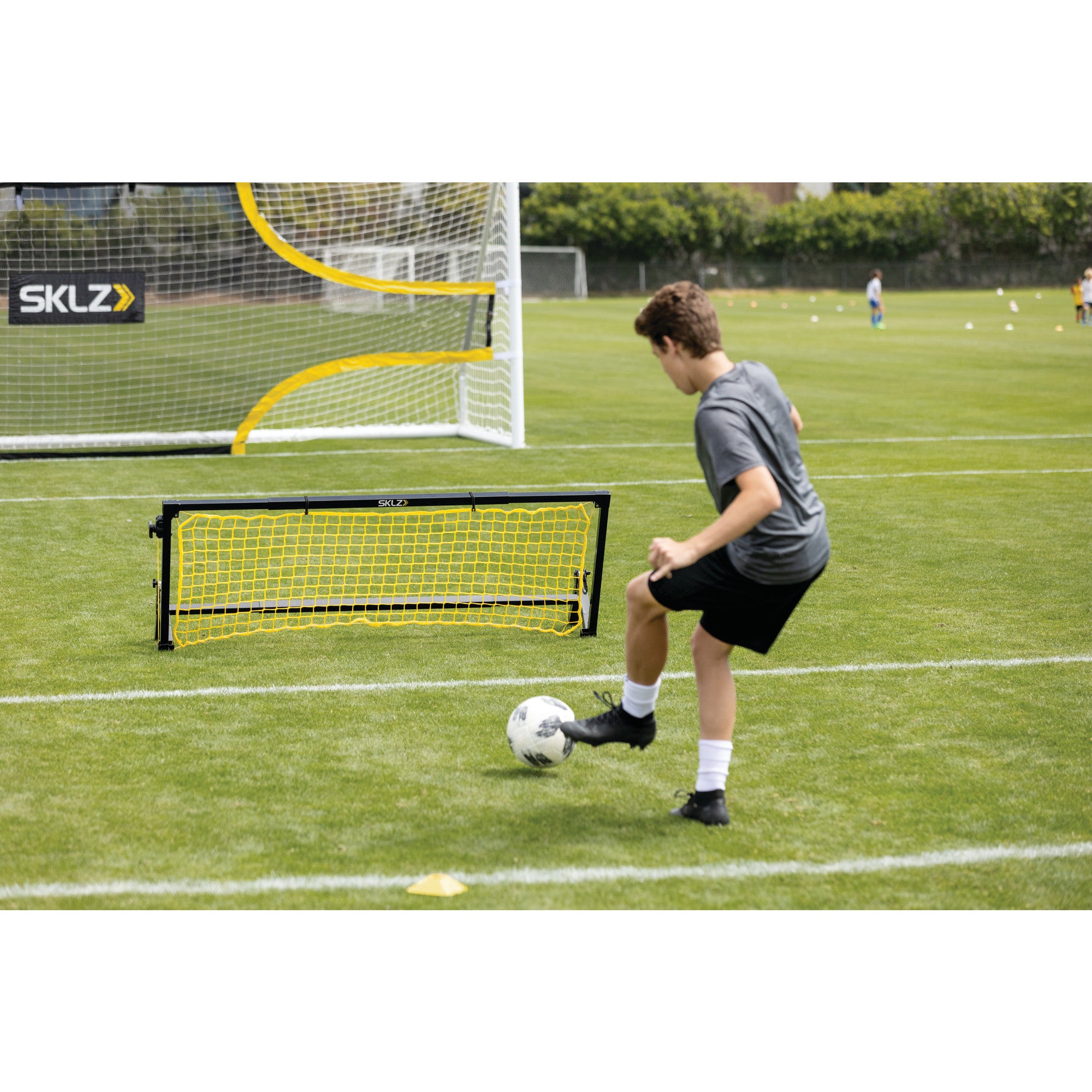 sklz-soccer-trainer-pro-fu-ball-rebounder-mit-verstellbarer-spannung-f-r-torwand image 7
