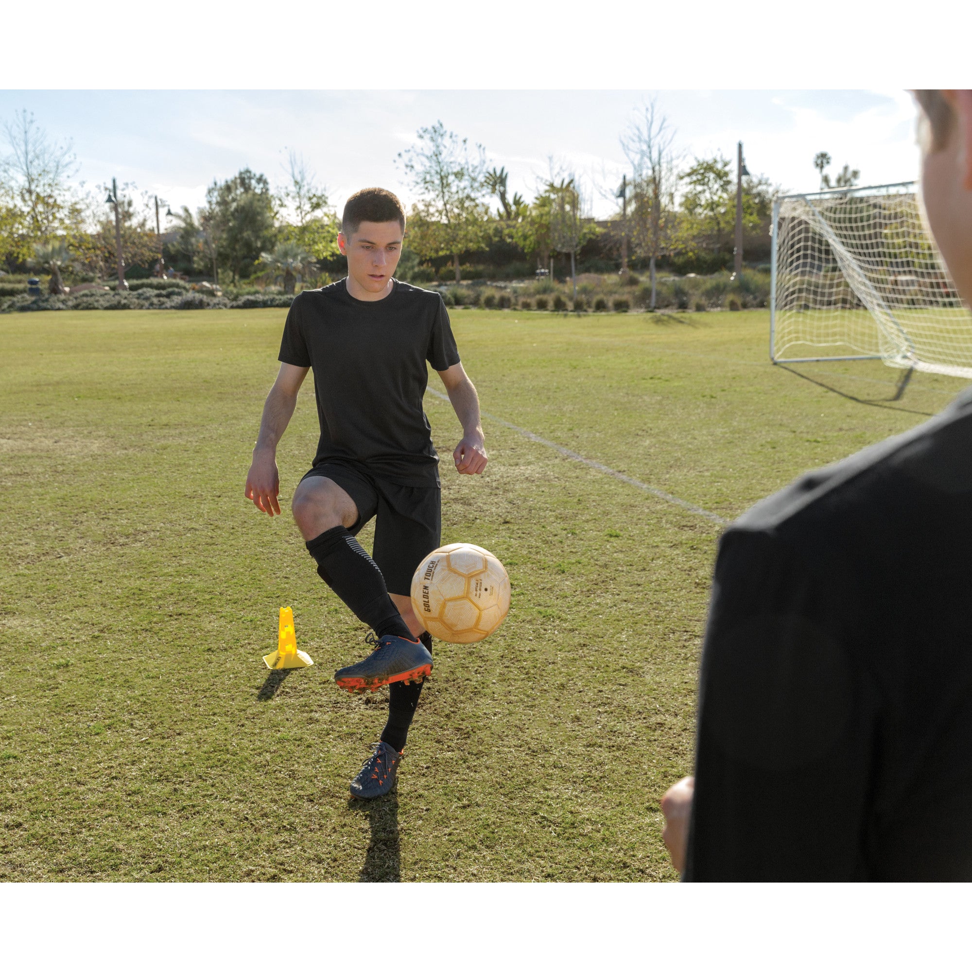 sklz-golden-touch-fu-ball-trainingsball-gr-e-3-mit-offiziellem-gr-e-5-gewicht-f- image 4