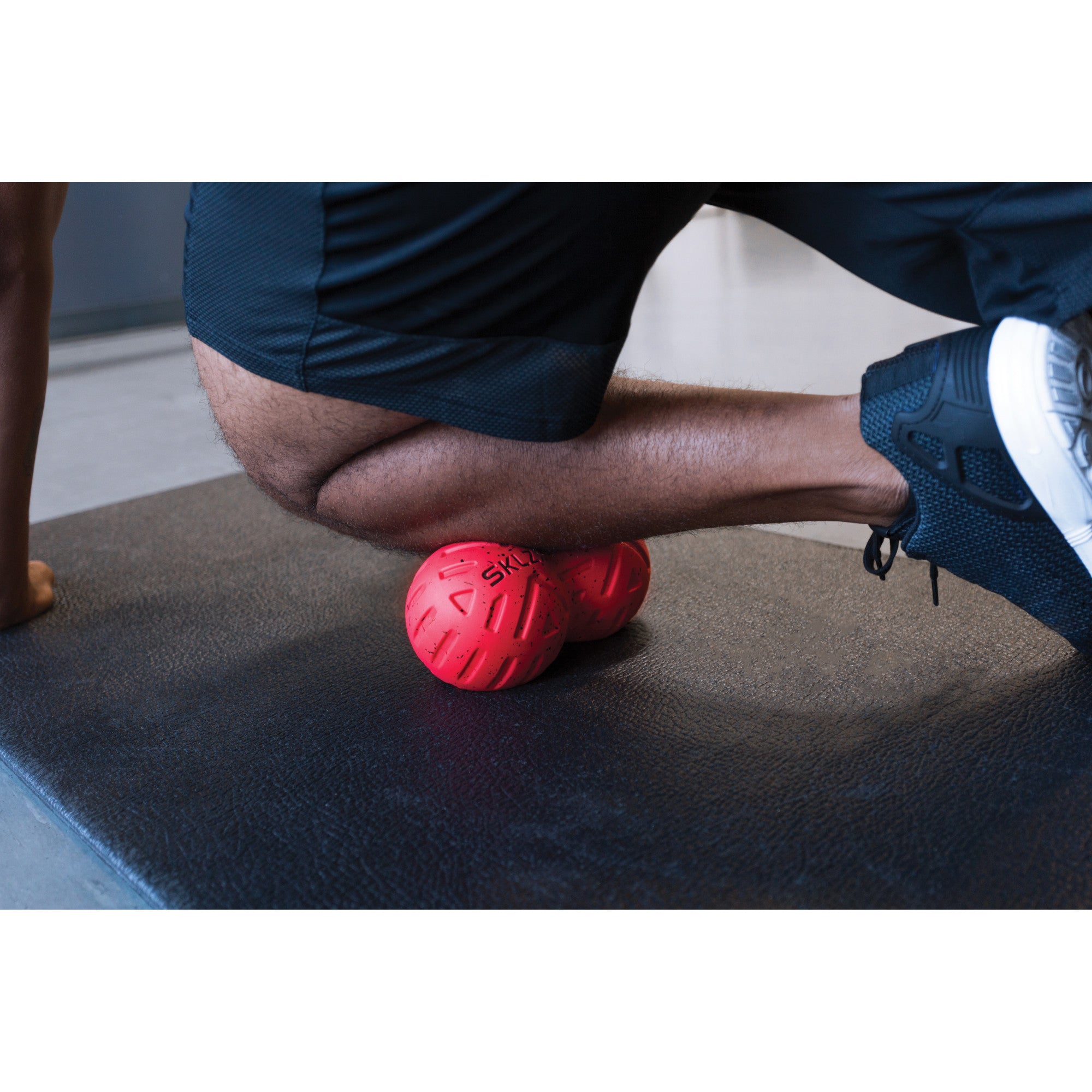 sklz-universal-massage-roller-ergonomische-faszienrolle-f-r-aufw-rmen-und-regene image 8