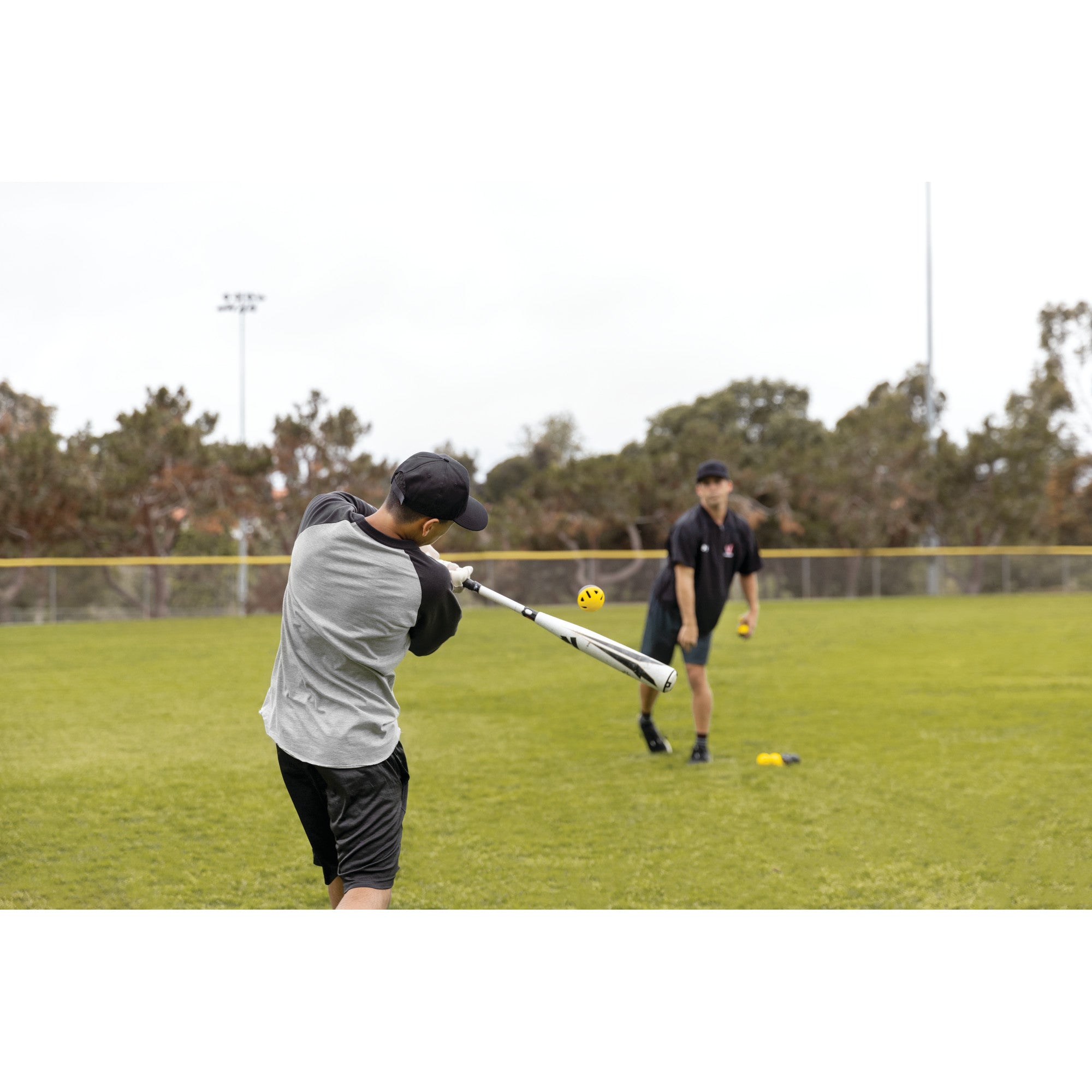 sklz-impact-practice-baseballs-pop-back-trainingsb-lle image 6