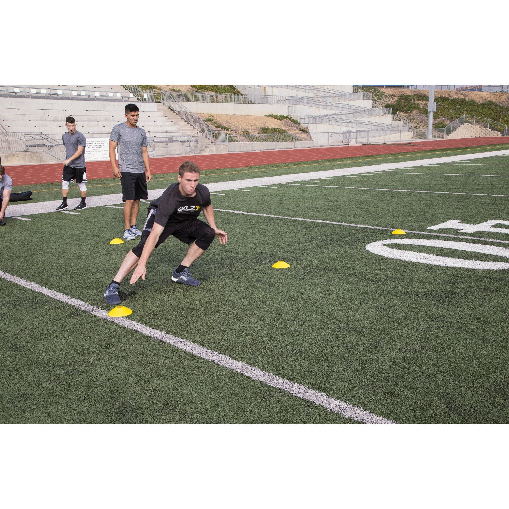 sklz-agility-cones-20er-set-markierh-tchen-mit-tragest-nder-5-farben image 4