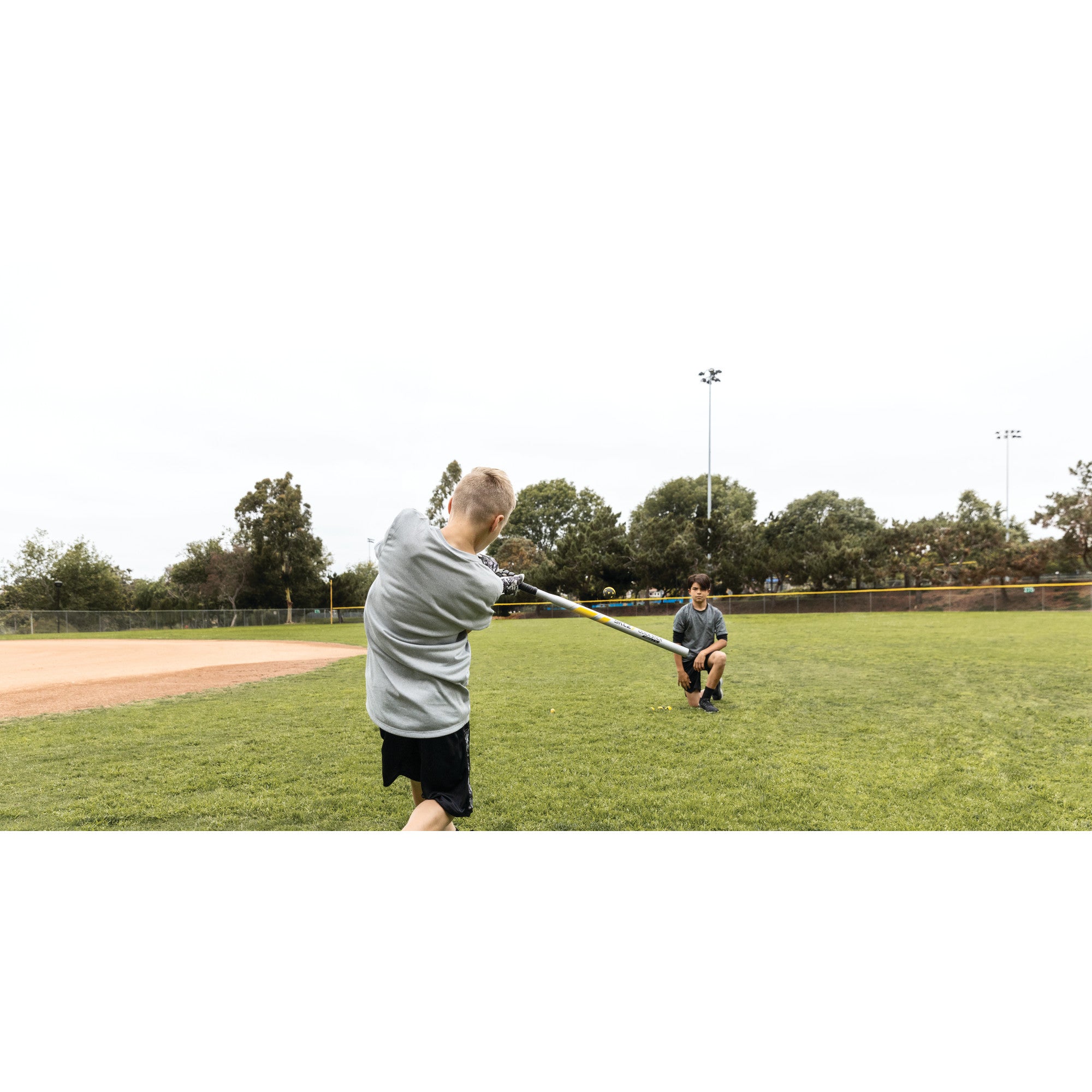 sklz-quick-stick-underload-trainingsschl-ger-mit-12-oz-leichtgewicht-design image 3