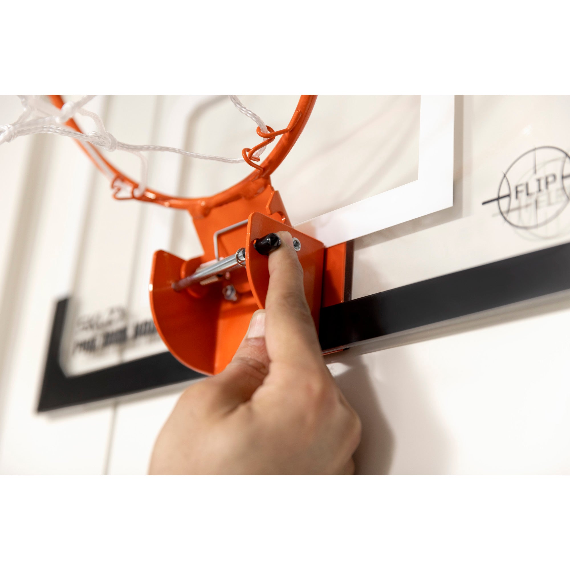 sklz-pro-mini-hoop-flip-over-the-door-basketballkorb-mit-klappbarem-ring image 5