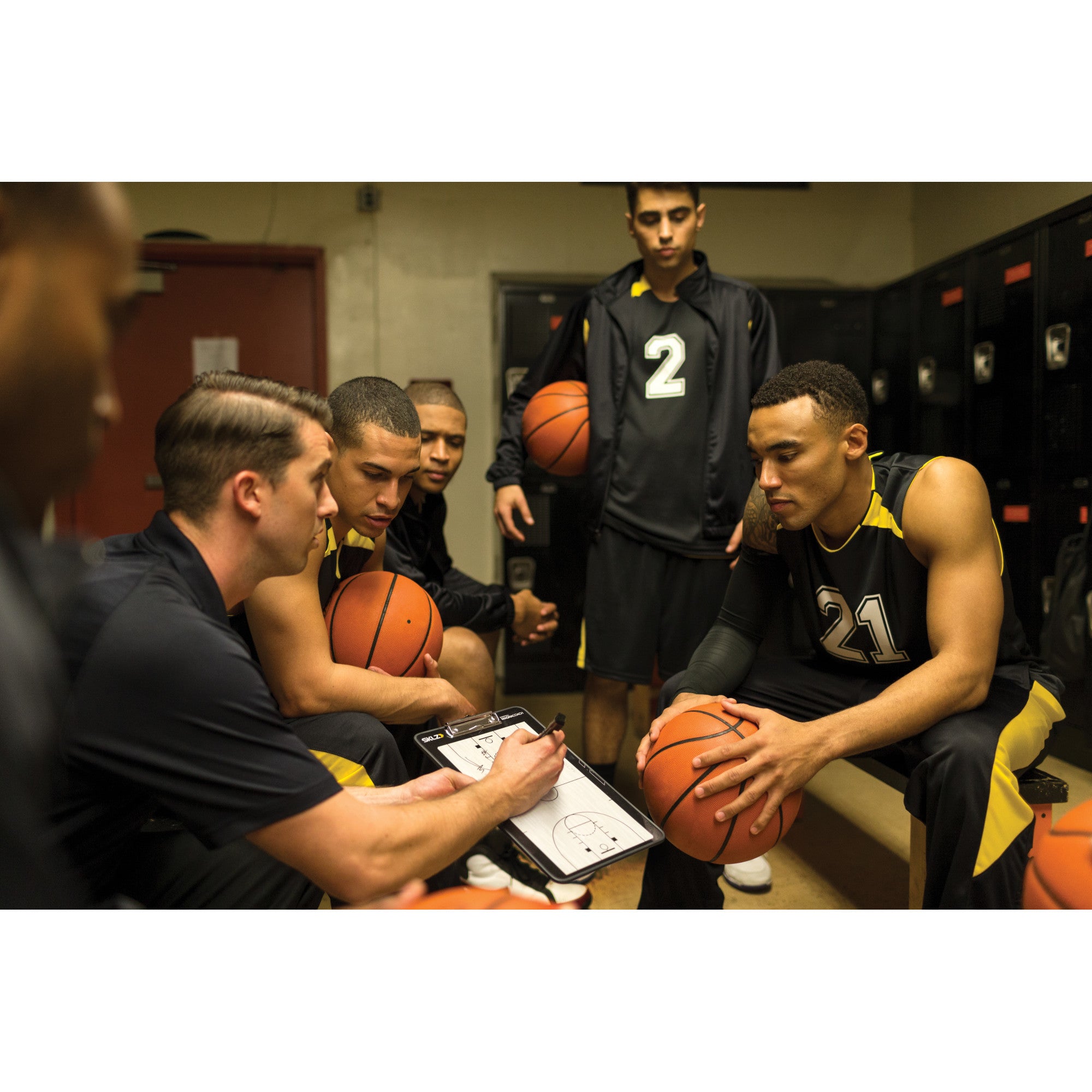 sklz-basketball-magnacoach-doppelseitiges-magnet-taktikboard image 2